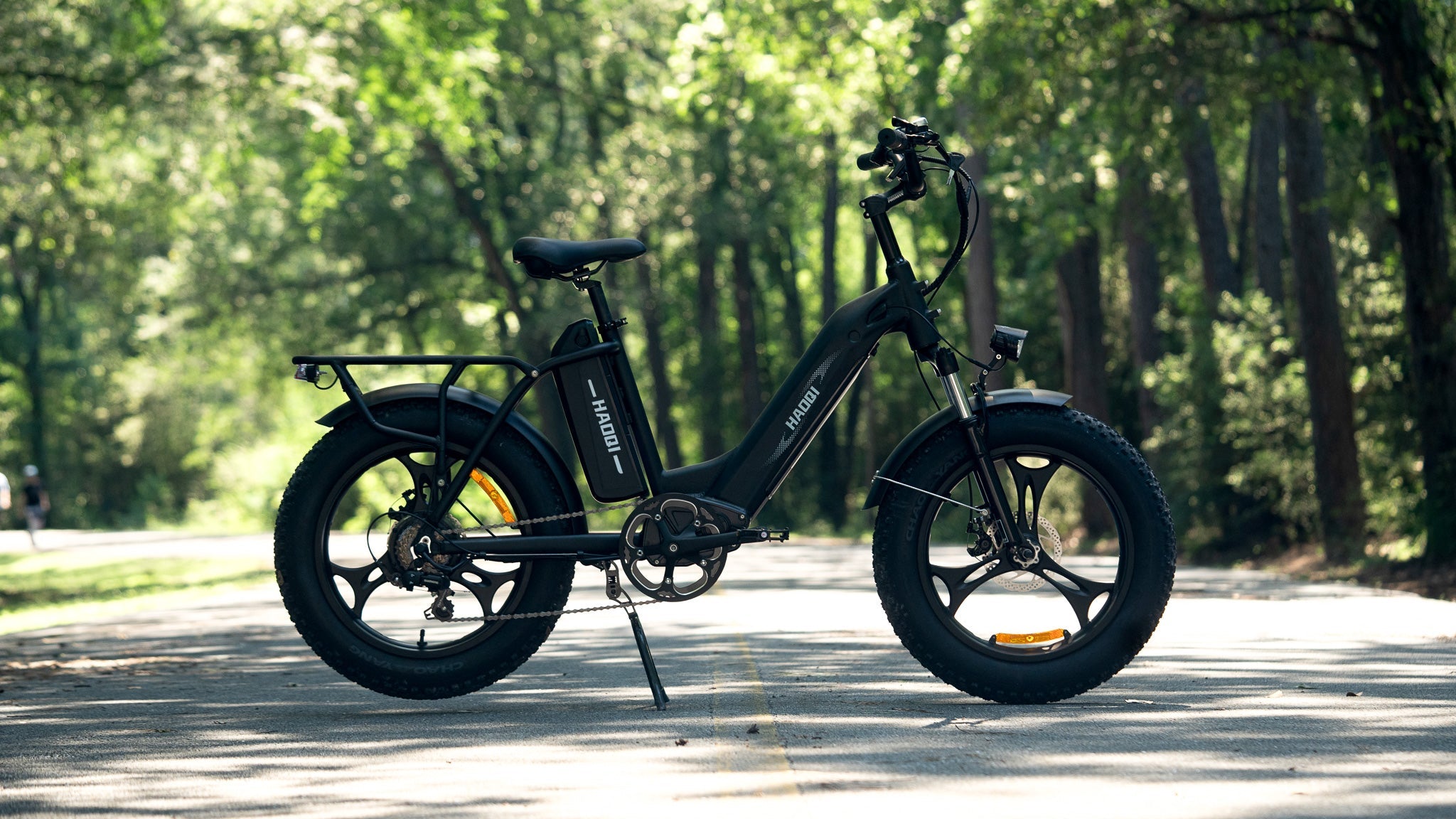 haoqi ebike on the street