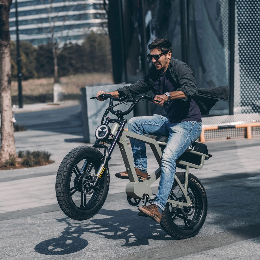 Eunorau Flash E-Bike man doing wheelie